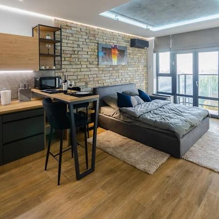Vip - Smart Apartamento Kiev Exterior foto