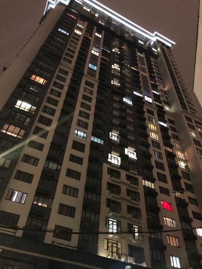 Vip - Smart Apartamento Kiev Exterior foto